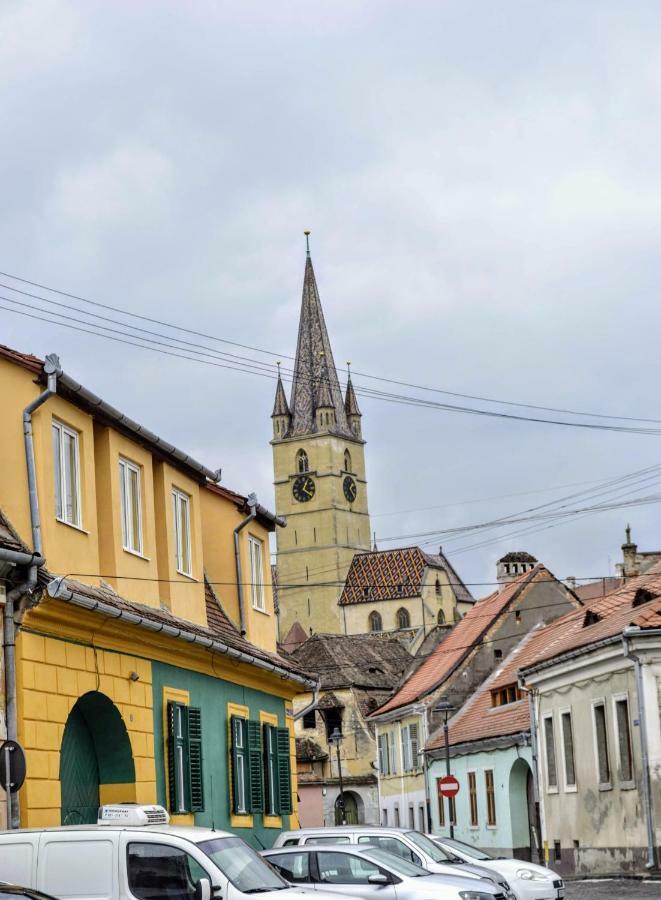 Apartament Turnul Pielarilor Studios Sibiu Exteriör bild
